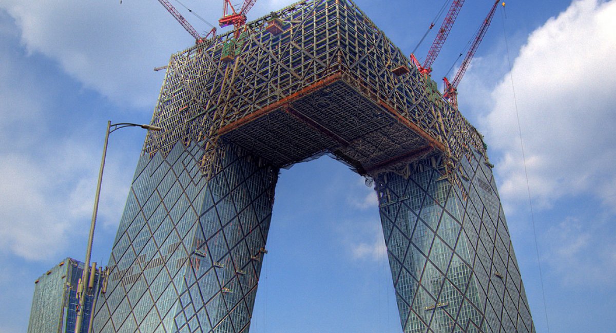 Build a strong argument Large building under construction