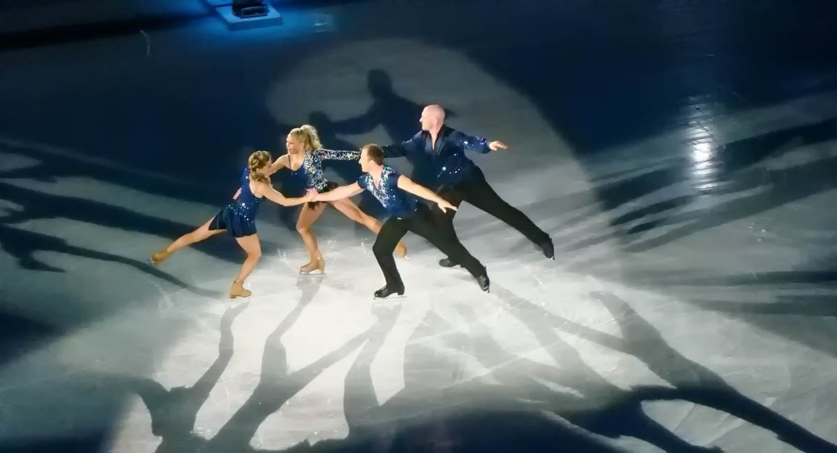 ice dancers in circle