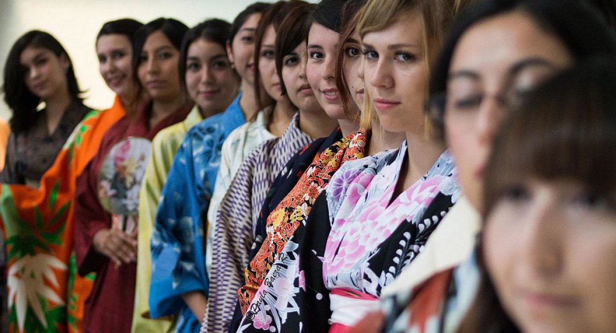Young women modeling kimonos in Chile
